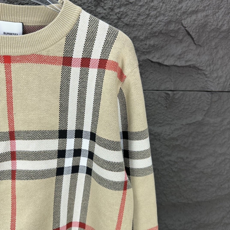 Burberry Sweaters